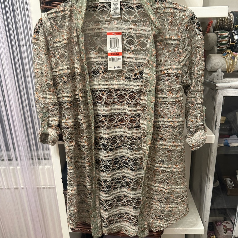 American Rag Silver Lace Top - Picture 4 of 15